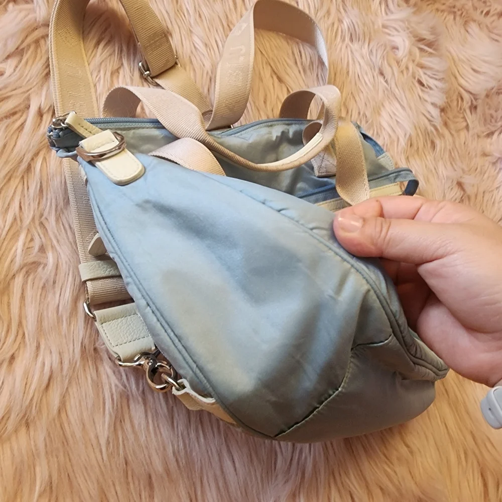 Aqua Blu Hawaii convertible backpack crossbody handbag